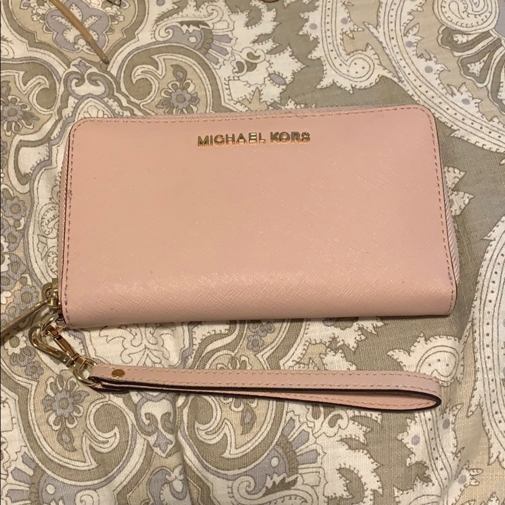 Michael Kors Wristlet